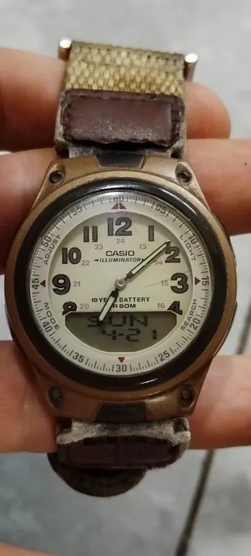 Продам часы CASIO 2747 AW-30