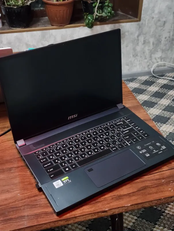 MSI Creator 15 [RTX 2060, i7, 4K] — фото 6