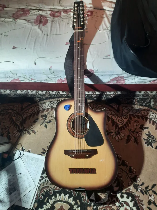 гитара Yamaha 12 струнка, 6 ти 3 гитара Yamaha 12 струнка, 6 ти 3