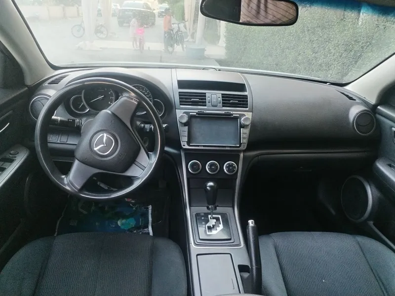 Продаётся Mazda 6 автомат 4 Продаётся Mazda 6 автомат 4