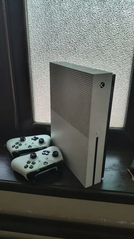 Xbox one s Microsoft — фото 1