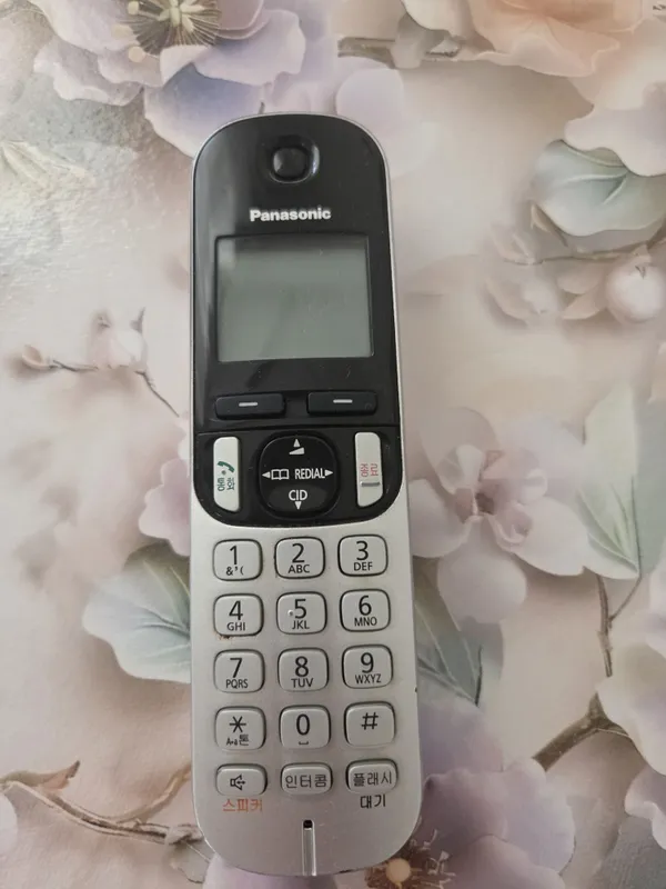 Радиотелефон домашний PANASONIK 2 Радиотелефон домашний PANASONIK 2