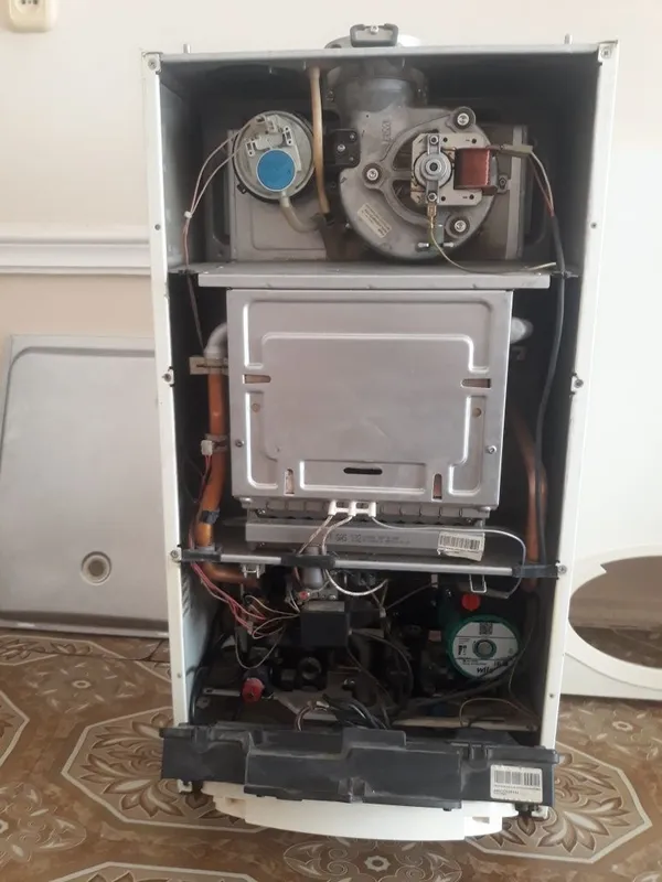 Катеол ARISTON 2х конторний зима, лета нархи350$ — фото 3