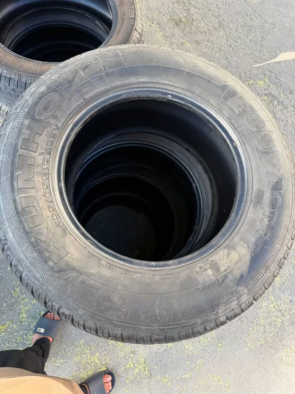 255/65/R16 kumho 3