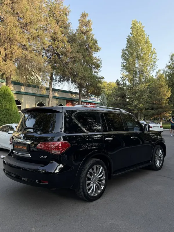 Infiniti QX 80 awd 4x4 7 kishili 5.6 atmo 3 Infiniti QX 80 awd 4x4 7 kishili 5.6 atmo 3