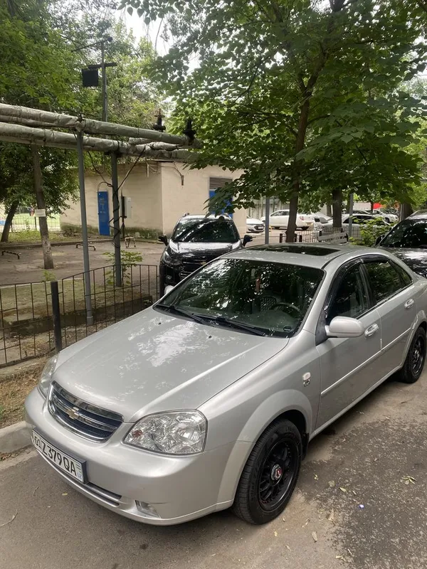 Продам Лассети 2013 года — фото 3
