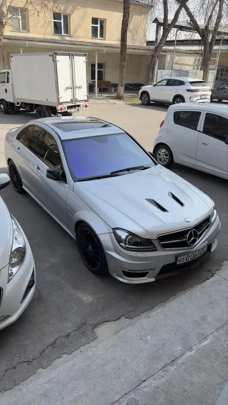 Mercedes benz C63s AMG — фото 1