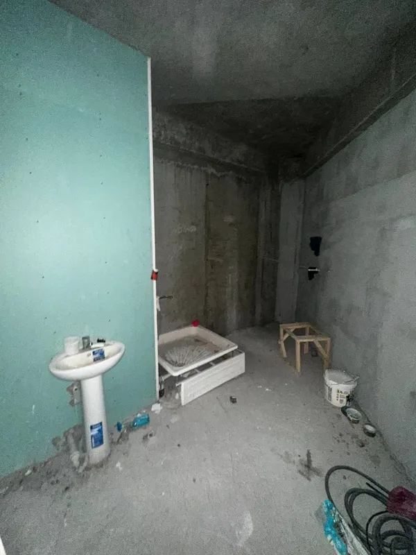 4 xonali kvartira, 130 m2, Yakkasaroy 10
