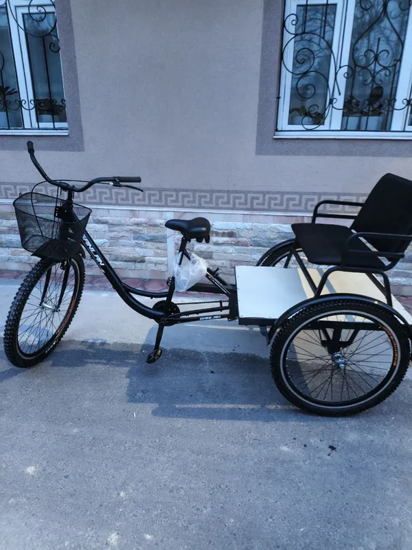 Срочно ! Продаётся 3 колёсный велосипеды