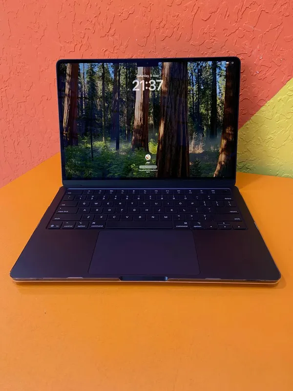 MacBook Air 13" M4 / 16GB / 256GB — продажа
