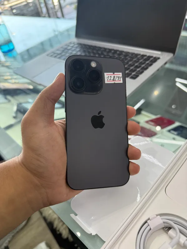 iPhone 14 pro 128GB Black 1 iPhone 14 pro 128GB Black 1