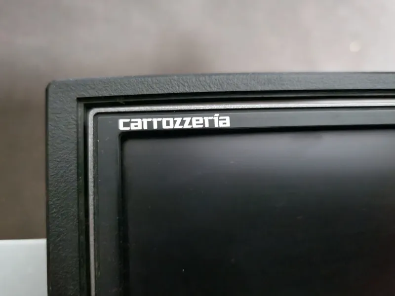Pioneer Carrozzeria AVIC-HRZ900 1 Pioneer Carrozzeria AVIC-HRZ900 1