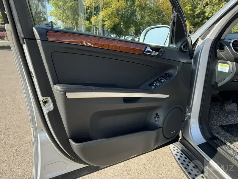 Продаётся Mercedes Benz ML W164 7 Продаётся Mercedes Benz ML W164 7