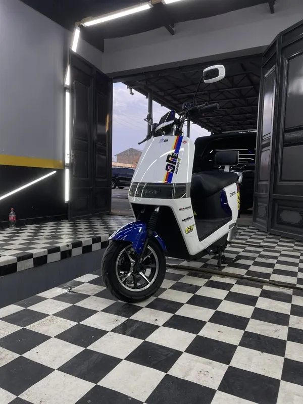 Avto Skuter Mototsikl