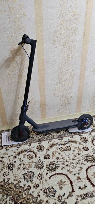 Электронный Самокат Electric Scooter Mi 3 Электронный Самокат Electric Scooter Mi 3