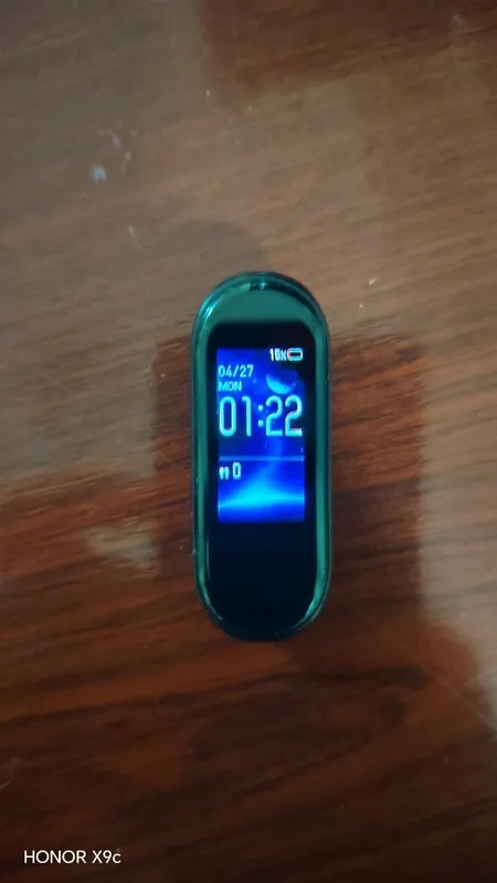 Mi band 4 fitness браслет — фото 1
