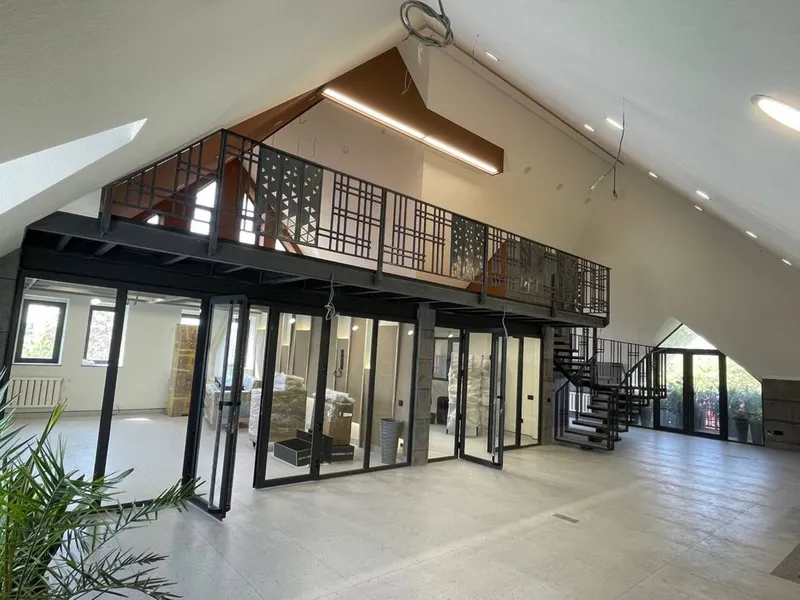 Аренда авторского офисного здания 700 м², ул. Буюк Ипак Йули f88