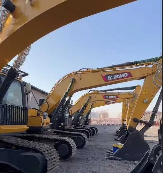 Экскаватор гусеничный XCMG XE335G 1.8 куб карьерный в Ташкенте новый — фото 2