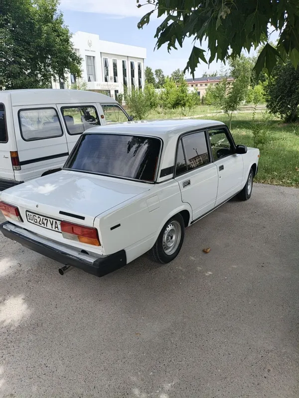 2107 sotiladi holati yaxshi