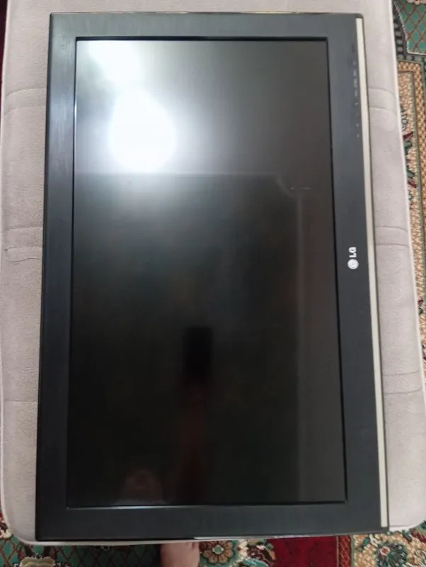 Телевизор LG 32 сотилади Телевизор LG 32 сотилади