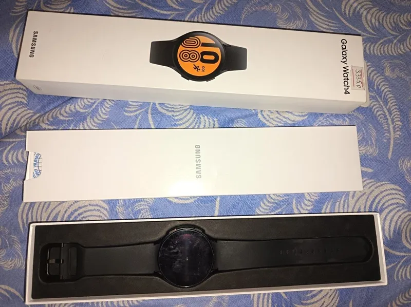 Samsun Watch4 soati holati yaxshi. Samsun Watch4 soati holati yaxshi.