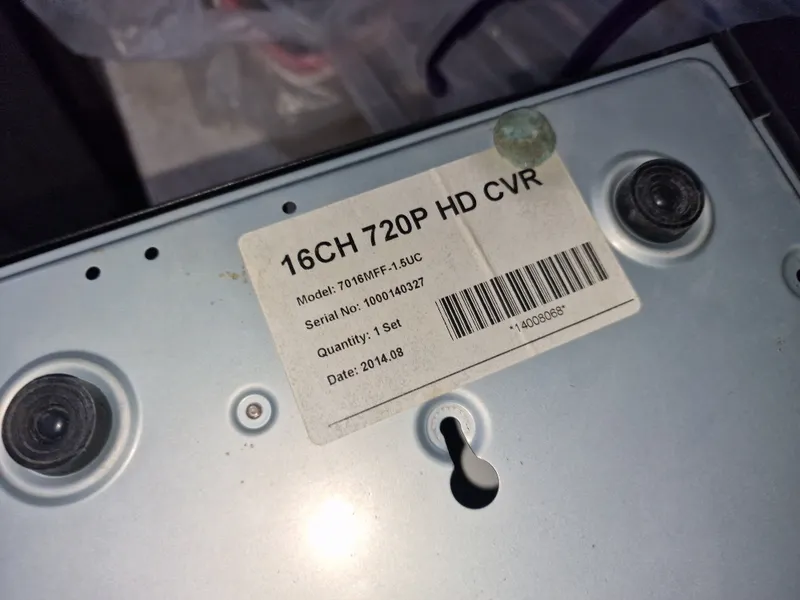 DVR видеорегистратор для аналоговых камер. 4 DVR видеорегистратор для аналоговых камер. 4