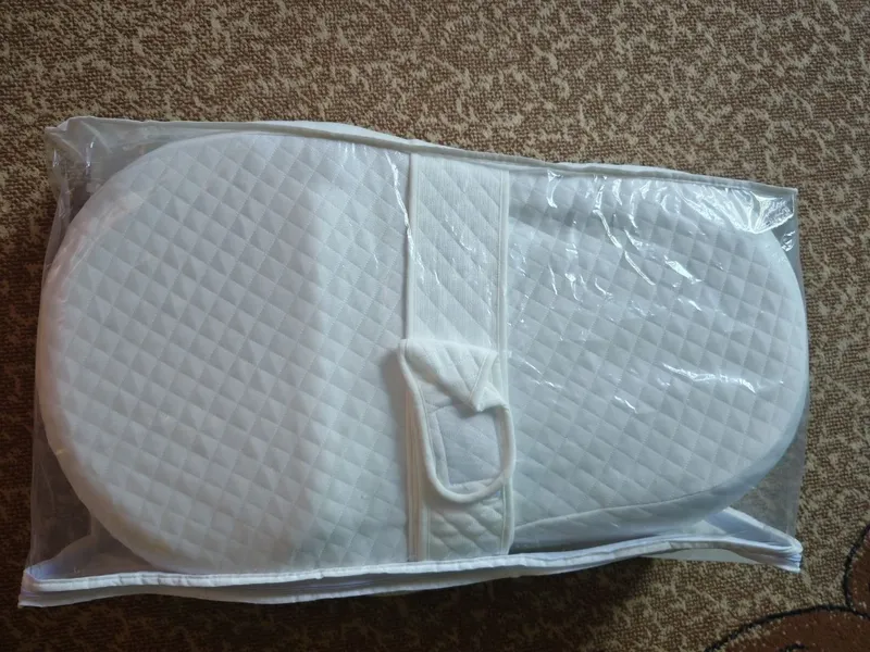 Продаёт кокон для новорождённых