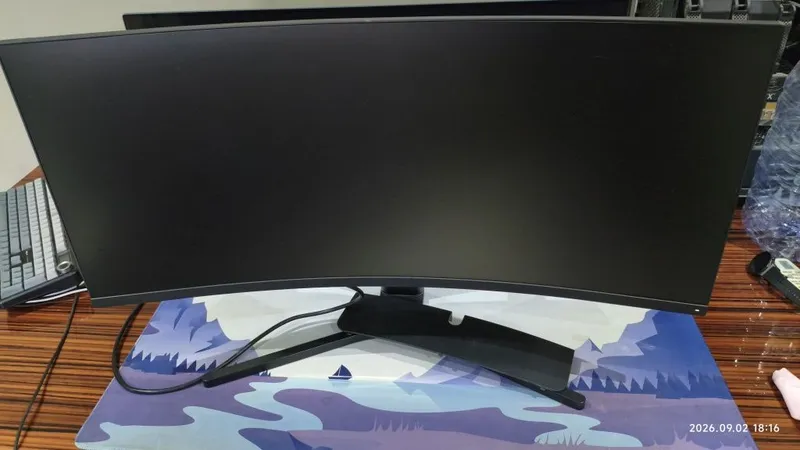 Xiaomi Mi Curved Gaming Monitor 34 игровой монитор 1 Xiaomi Mi Curved Gaming Monitor 34 игровой монитор 1