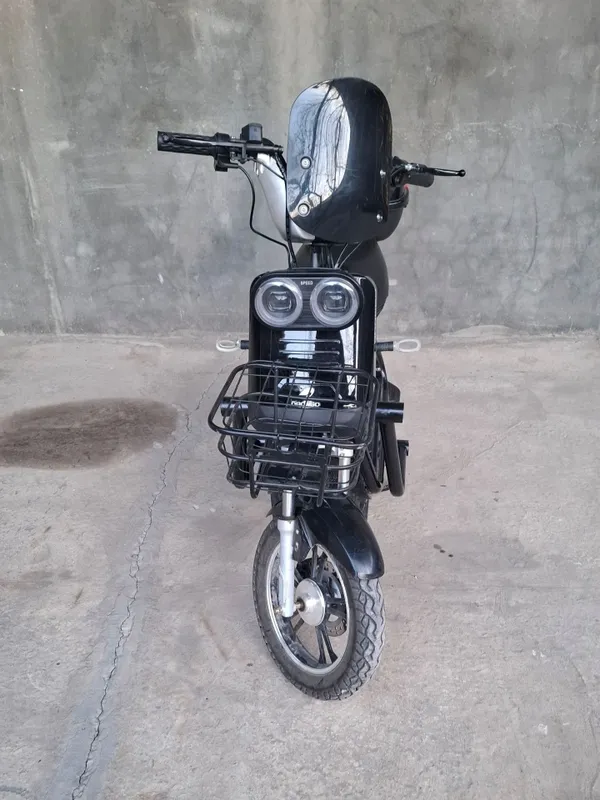 Drongo 16 ( 60v 20ah )