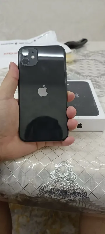 Iphone 11 sotiladi 128 gb 2