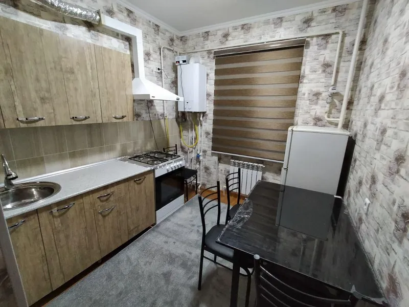 2 хонали квартира Янги хаёт тумани 8 худуд 3 этаж. Оилага берилади. 8 2 хонали квартира Янги хаёт тумани 8 худуд 3 этаж. Оилага берилади. 8