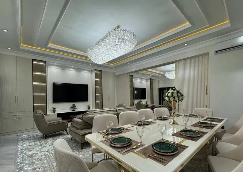 Юнусабад 2-кв 4 комнаты • 120 м² • 5/9 этаж 2 Юнусабад 2-кв 4 комнаты • 120 м² • 5/9 этаж 2