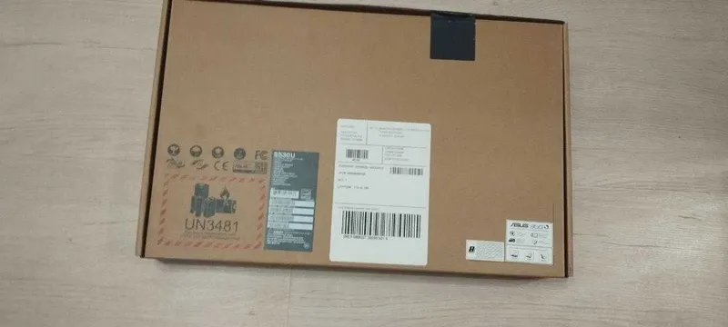 Asus VivoBook S15 X530U 4