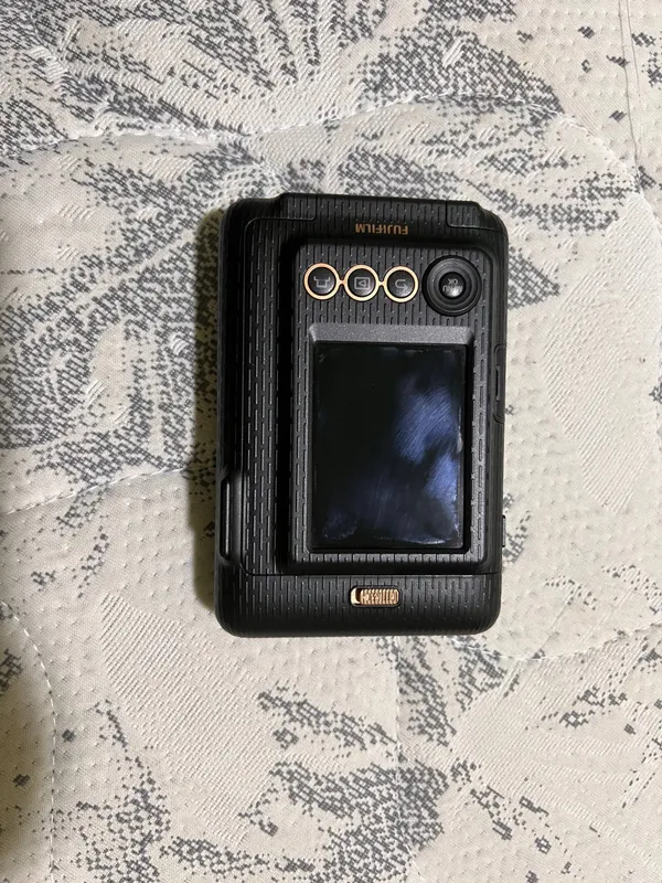 Фотоаппарат Instax Mini Liplay с функцией принтера 4