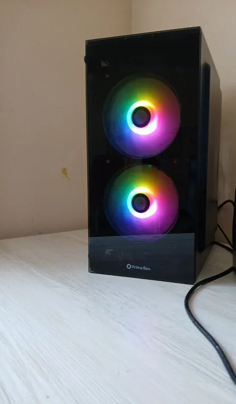 Xeon E5-2689 8 yadro 16 oqim, R7 370 4GB, RGB korpus, Windows 11 1