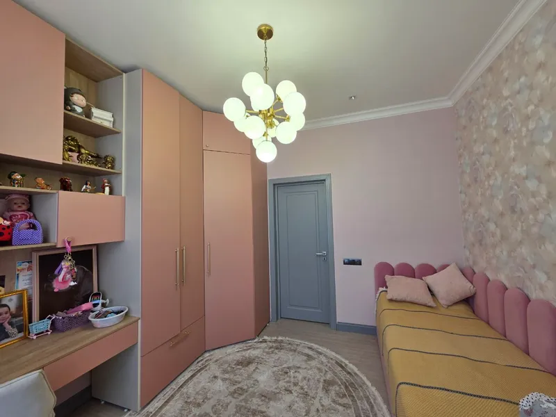 1,1 sotixli 4 xonali 2 s/u (Karasu) sotiladi 2