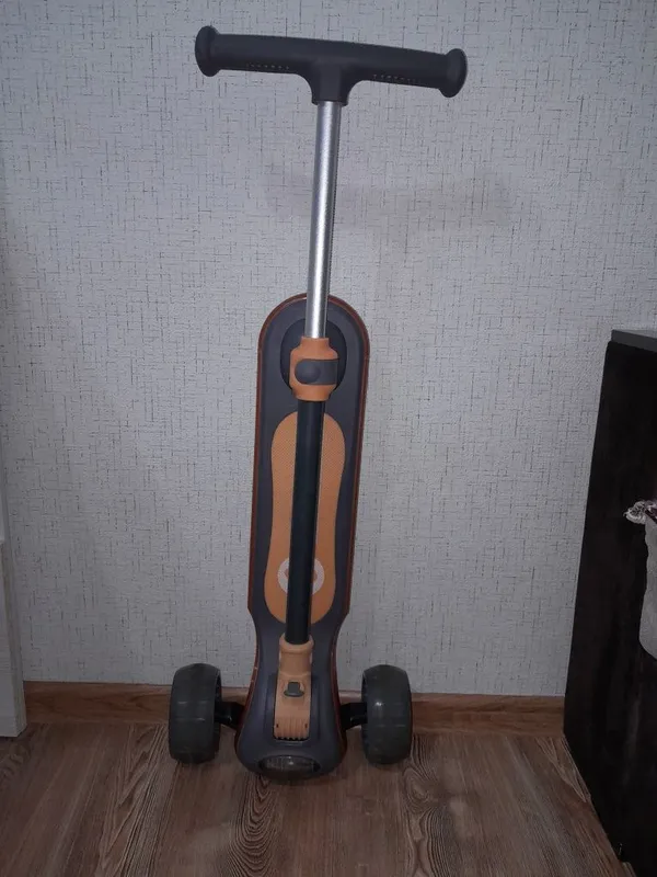 Продам самокат детский 3 Продам самокат детский 3