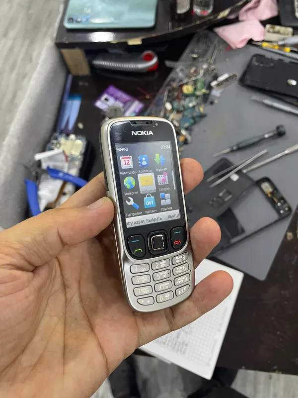 Nokia 6303i 1