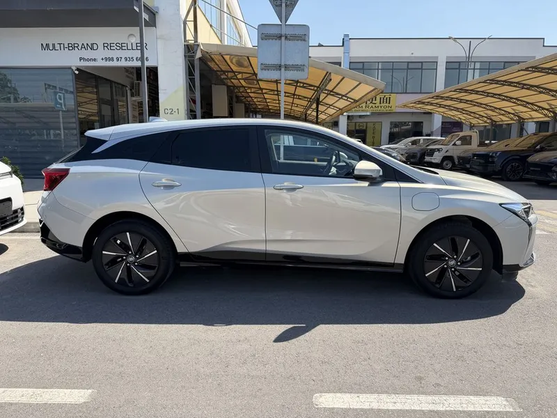 Buick velite 6 430km 2023 12-oy ishlab chiqarilgan 1