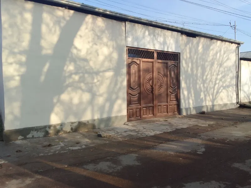 В городе Ахангаран Коттедж продается в или обмен на квартиру