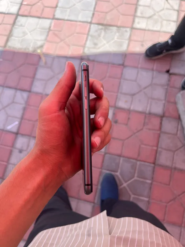iPhone 8   90%  KH/A — фото 1