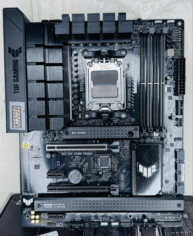 Asus Tuf Gaming B650-Plus WIFI DDR5 AM5 — фото 1