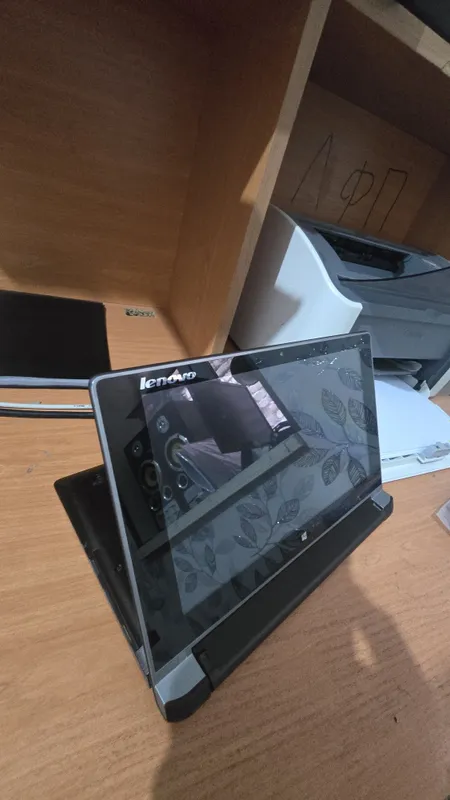 Ноутбук-трансформер Lenovo IdeaPad Flex 10. — фото 2