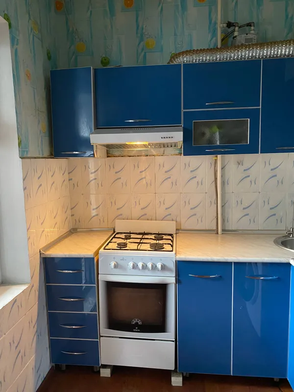 Срочно продаётся кухонная мебель.