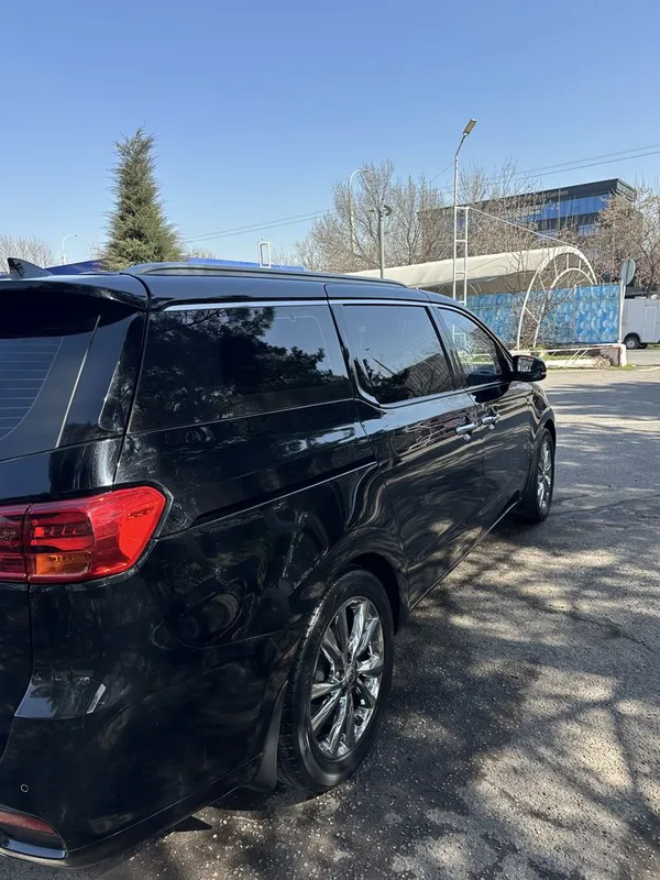 Kia Carnival 2020 • 3.3 benzin • 8 o‘rinli • ideal holat — фото 4