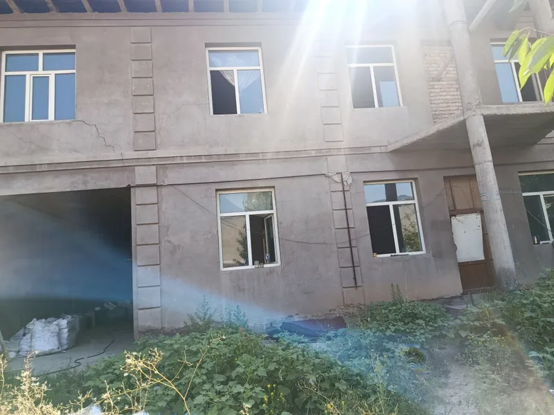 Sergili yengi mahalada pishgan gishda paltarada qurilgan. 2 Sergili yengi mahalada pishgan gishda paltarada qurilgan. 2
