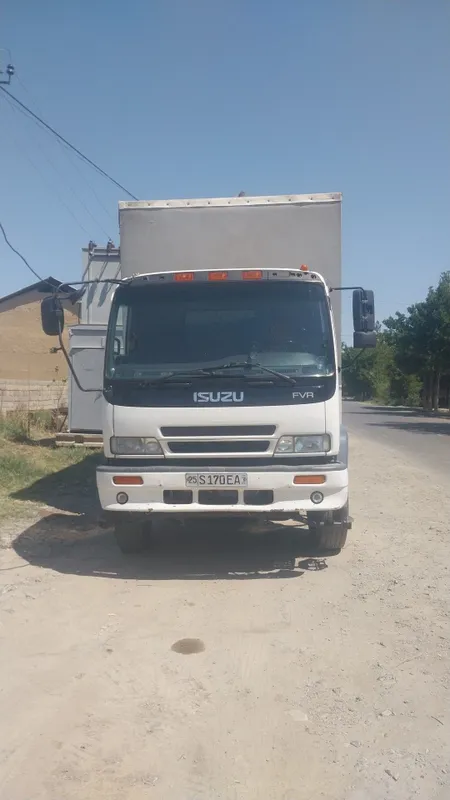Avto sotiladi isuzu xolati zo'r ishi yuq minishga tayor