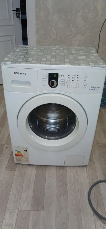 срочно продаю стиральная машинка самсунг 5кг
