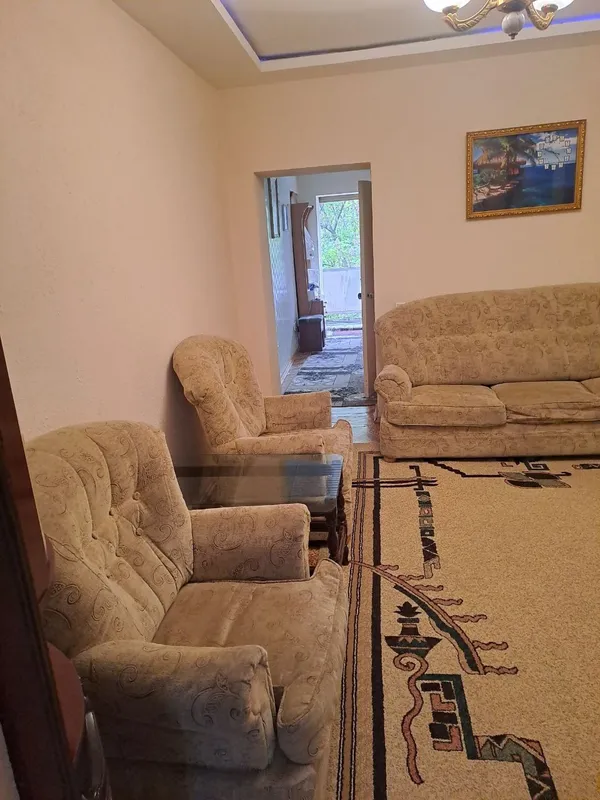 Аренда. 1в2-комн. М. БИЙ., 350&, Горького 3