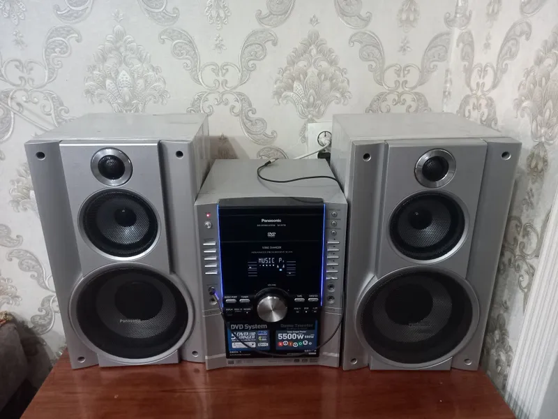 Продам музыкальный центр